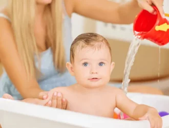 How to Clean Baby Poop In Bathtub