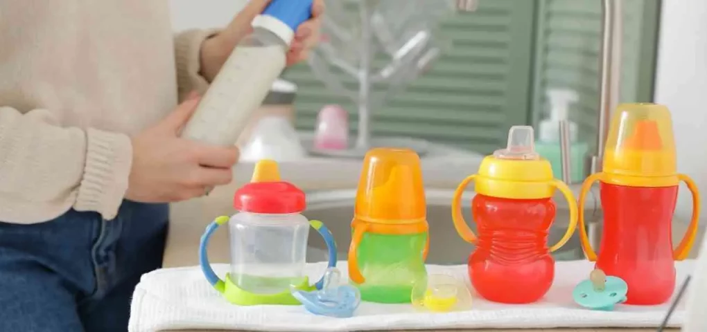 How to Clean Baby Bottles the Right Way